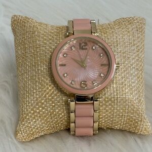 Source Unknown Pink and Gold Women's Bracelet Watch